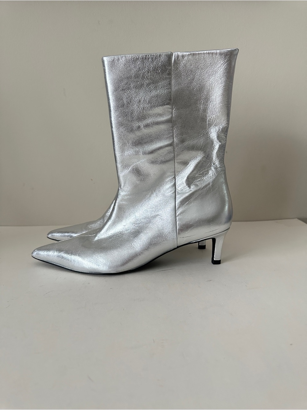 NEW Seychelles Game Changer Silver Leather PointedToe Mid-Calf Boots Sz 8